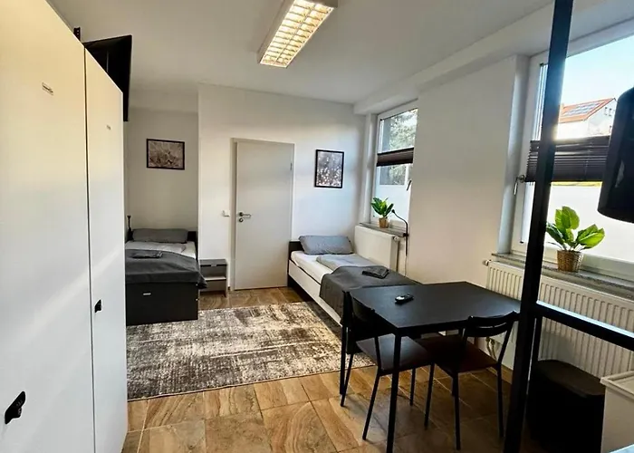 Monteur Boardinghouse Workhomes Zuffenhausen