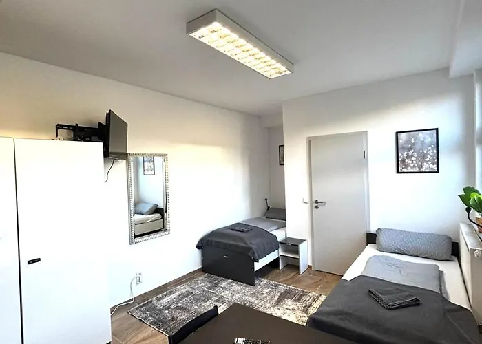 Monteur Boardinghouse Workhomes Zuffenhausen Affittacamere