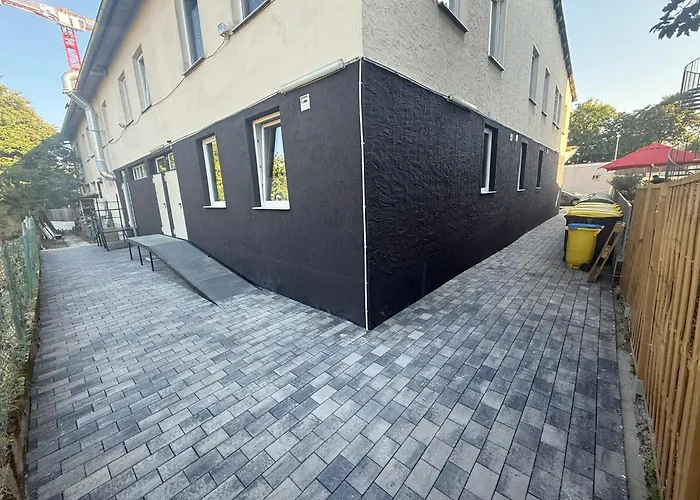 Monteur Boardinghouse Workhomes Zuffenhausen 3* Stoccarda