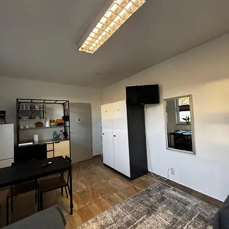 Gasthuis Monteur Boardinghouse Workhomes Zuffenhausen Stuttgart